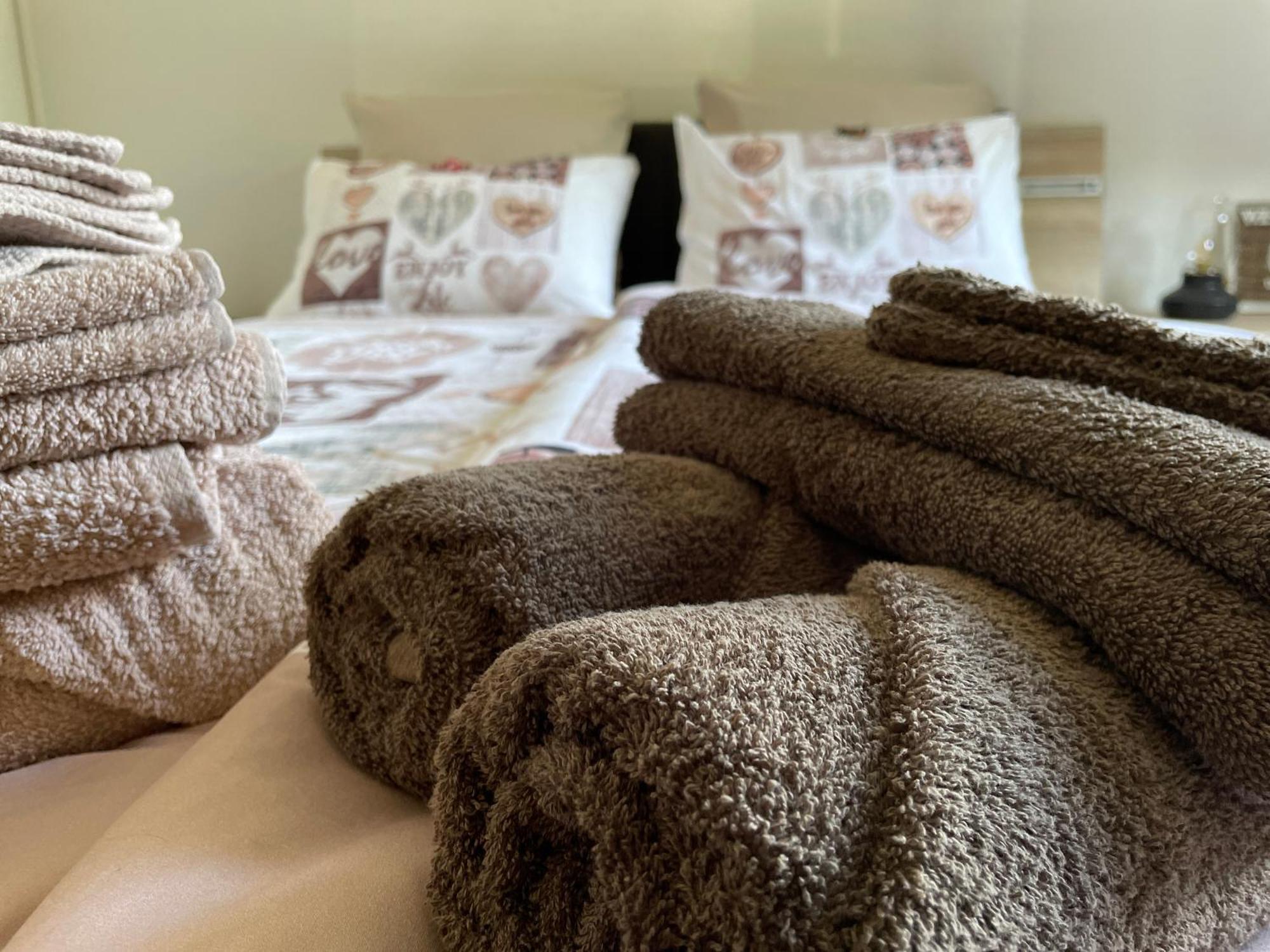Ferienwohnung Rustico Ai Monti Cadenazzo Bagian luar foto