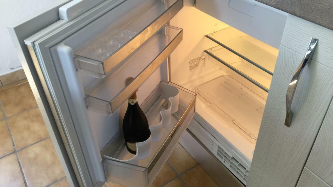 Ferienwohnung Rustico Ai Monti Cadenazzo Bagian luar foto