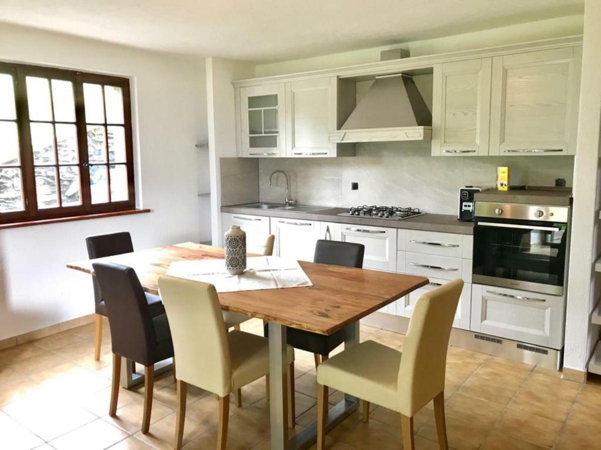 Ferienwohnung Rustico Ai Monti Cadenazzo Bagian luar foto